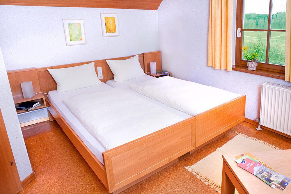 Landhotel Osswald Kirchheim am Ries Exterior photo